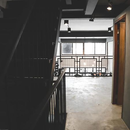 The Cube Hostel Khaosan Bangkok Esterno foto