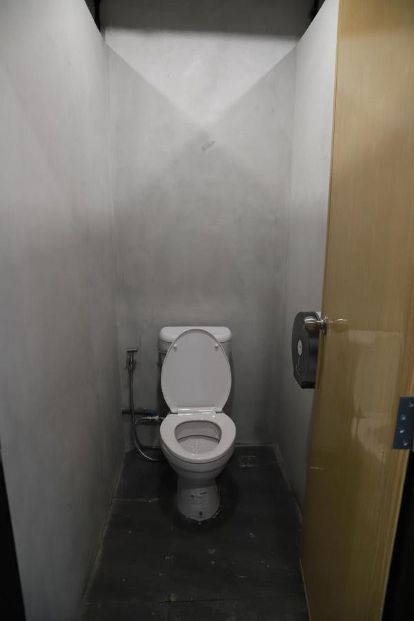 The Cube Hostel Khaosan Bangkok Esterno foto