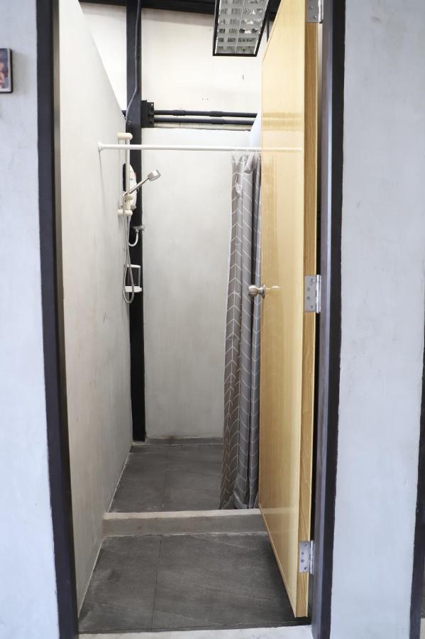 The Cube Hostel Khaosan Bangkok Esterno foto
