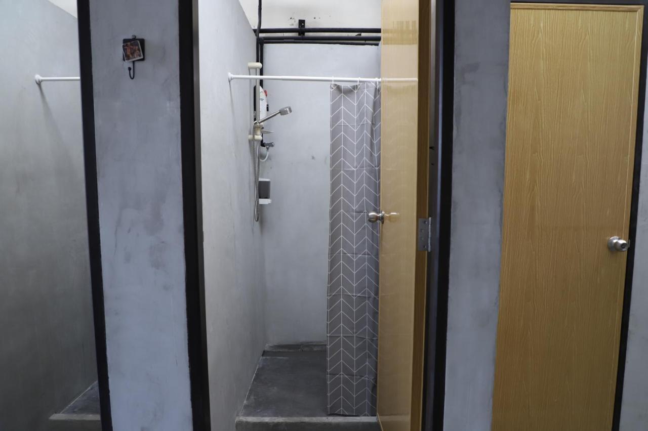 The Cube Hostel Khaosan Bangkok Esterno foto