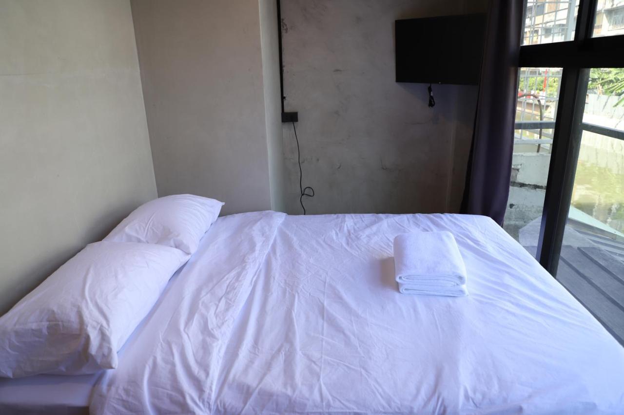 The Cube Hostel Khaosan Bangkok Esterno foto